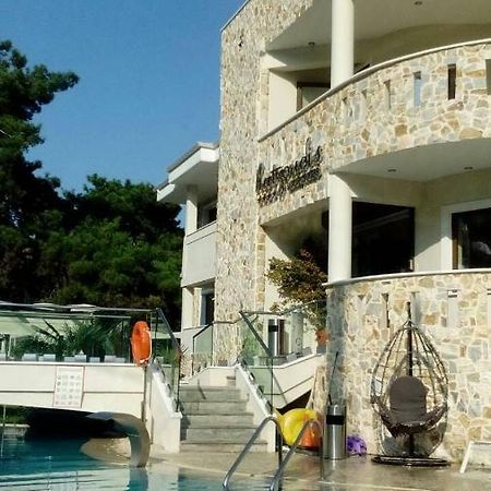 Hatzoudis Luxury Suites Chrysi Ammoudia Extérieur photo