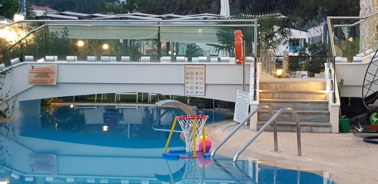 Hatzoudis Luxury Suites Chrysi Ammoudia Extérieur photo