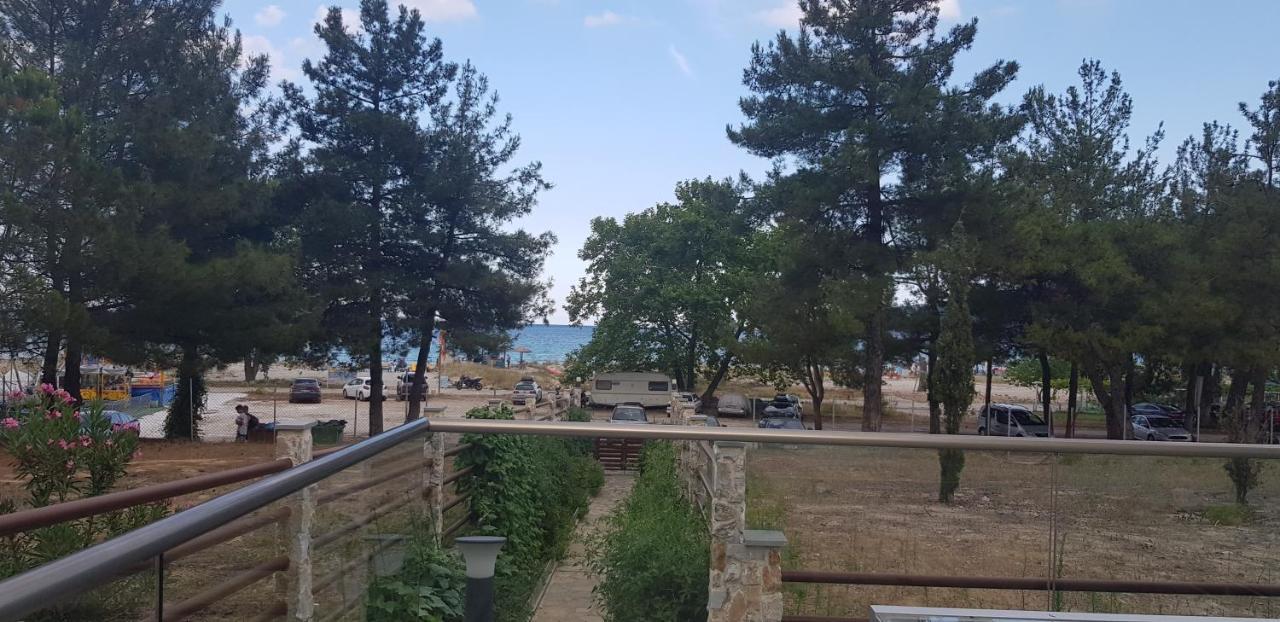 Hatzoudis Luxury Suites Chrysi Ammoudia Extérieur photo