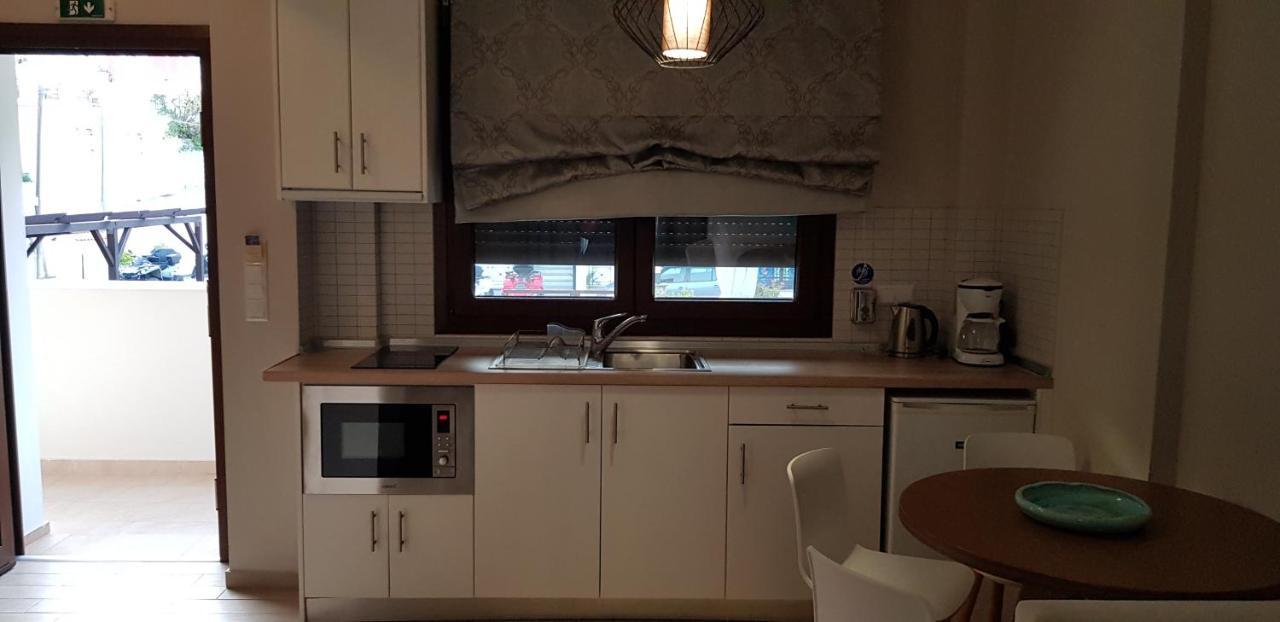 Hatzoudis Luxury Suites Chrysi Ammoudia Extérieur photo