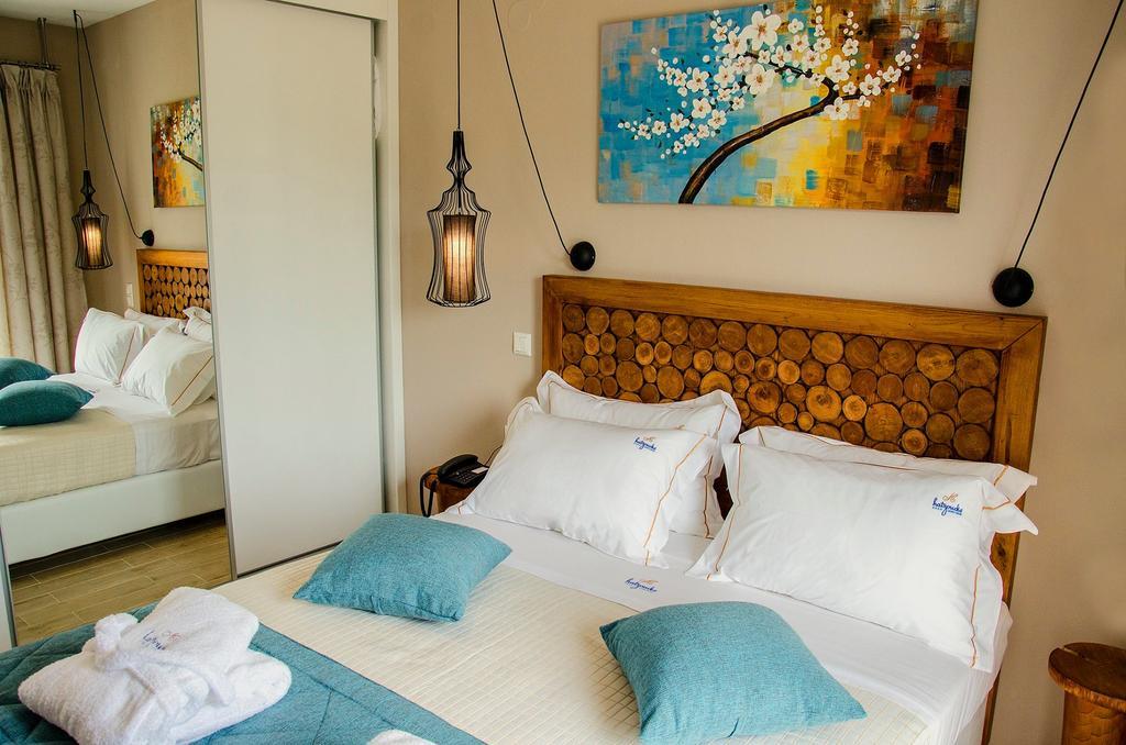 Hatzoudis Luxury Suites Chrysi Ammoudia Extérieur photo