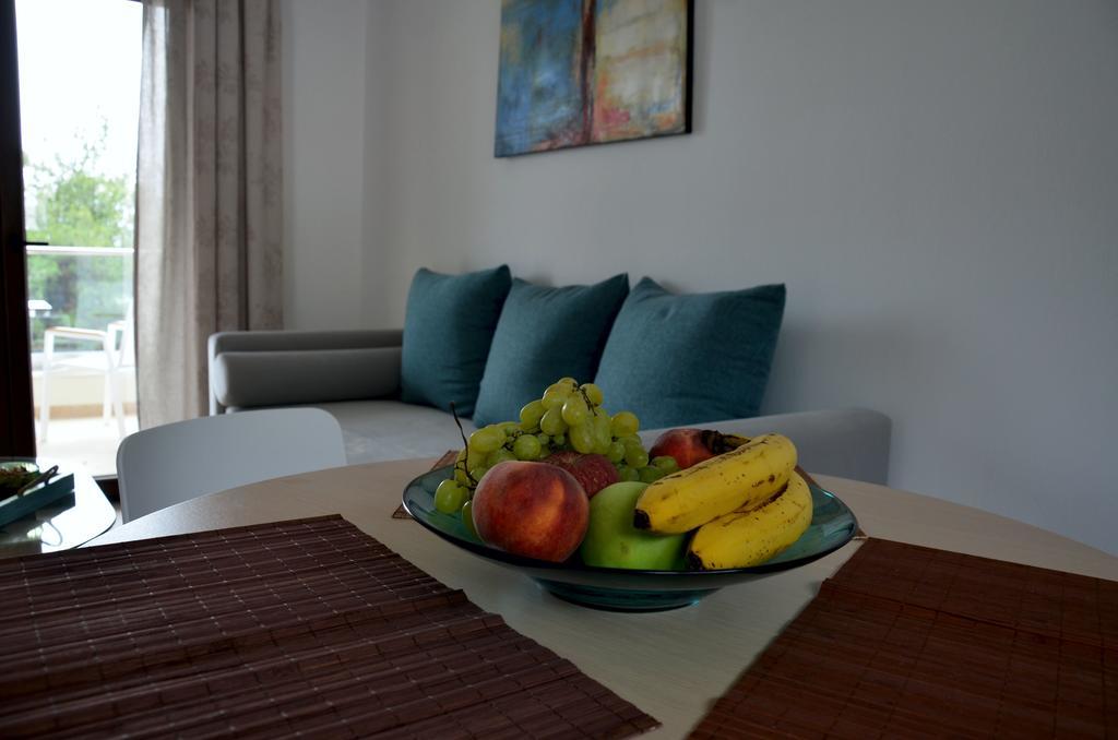 Hatzoudis Luxury Suites Chrysi Ammoudia Extérieur photo