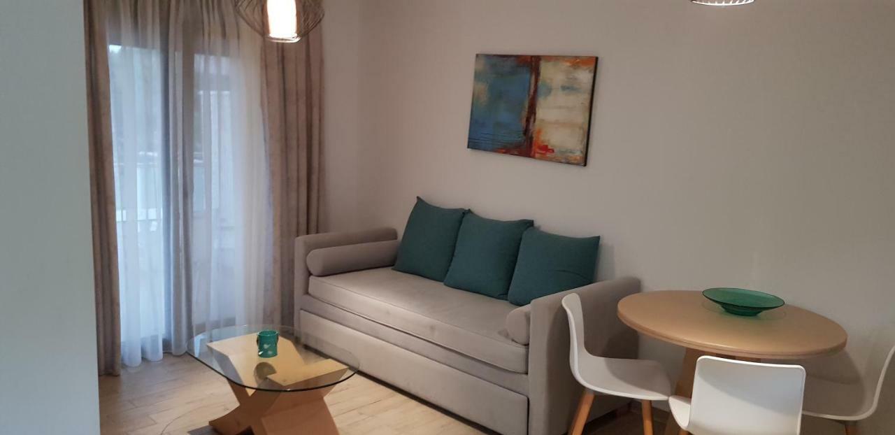 Hatzoudis Luxury Suites Chrysi Ammoudia Extérieur photo