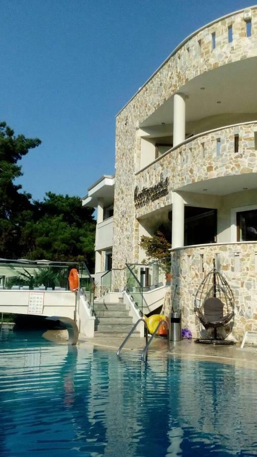 Hatzoudis Luxury Suites Chrysi Ammoudia Extérieur photo